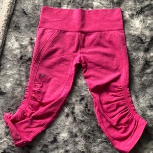 🔥NWOT Lululemon Sinched Capri Leggings